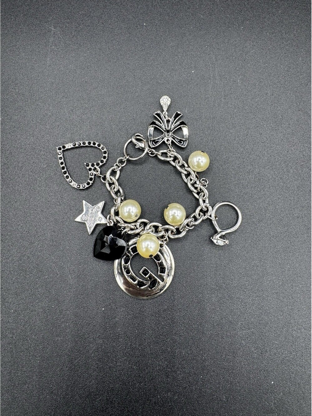Guess Y2K Charm Bracelet Silver Tone Heart Bow Horseshoe Faux Pearl Bracelet